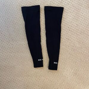 REI arm warmers size small, in black.  Rarely worn
